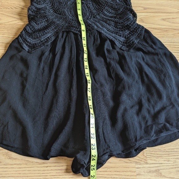 Xhilaration Black Strapless Lace Linen Women's Flowy Romper Size Medium - Picture 5 of 8